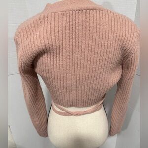Pink sweater small